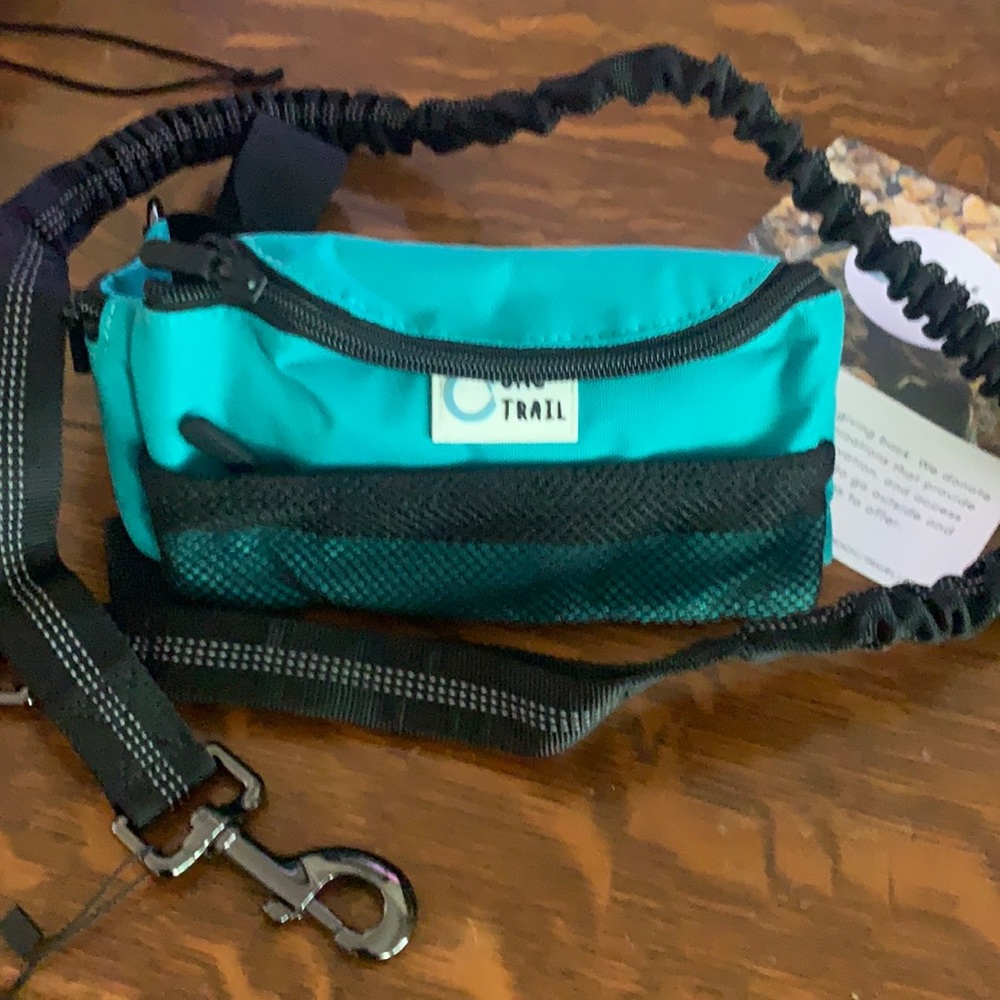 One trail Fanny pack and leash New and never used.